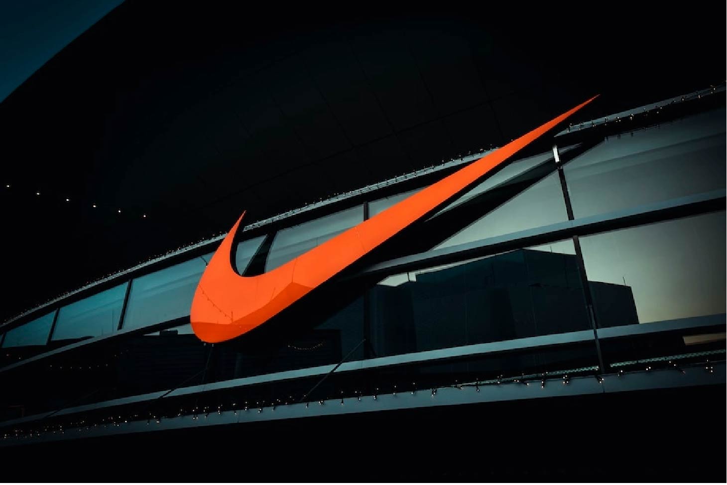 Logo Nike: Logo trị giá 35 USD trở thành biểu tượng toàn cầu